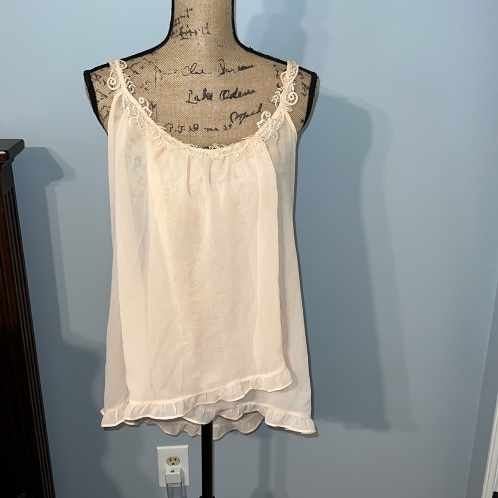 Flora size medium intimate top